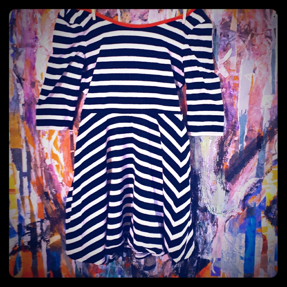 Express dress. comfy cotton but cute af.